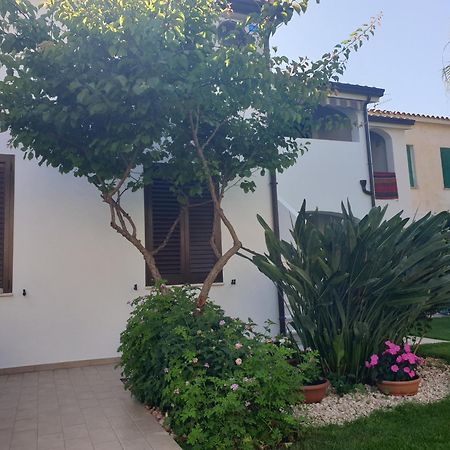 La Casa Di Laura Apartment Tortoli Bagian luar foto