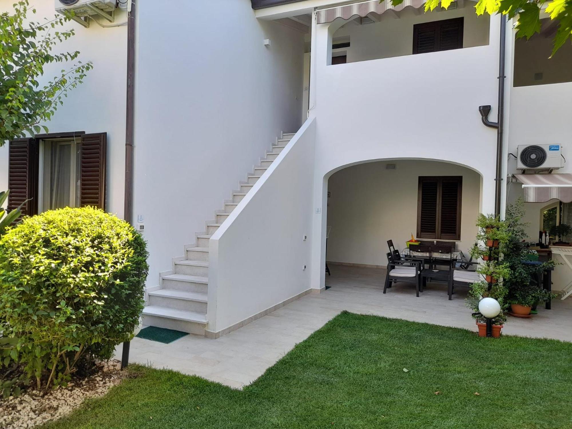 La Casa Di Laura Apartment Tortoli Bagian luar foto