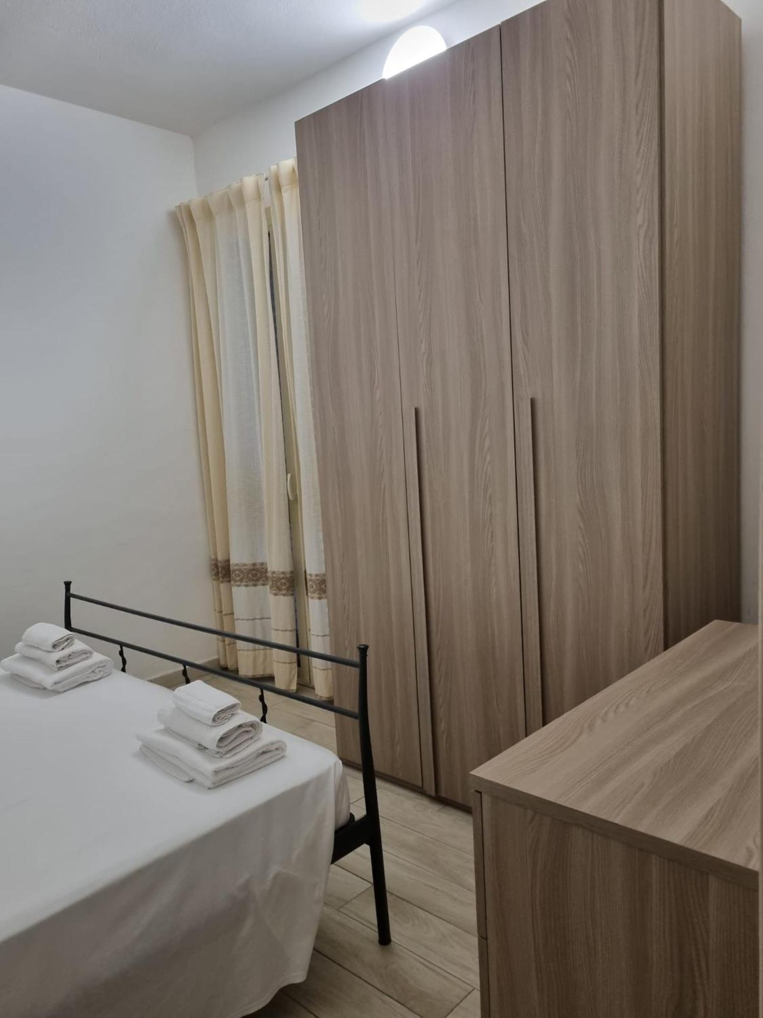 La Casa Di Laura Apartment Tortoli Bagian luar foto