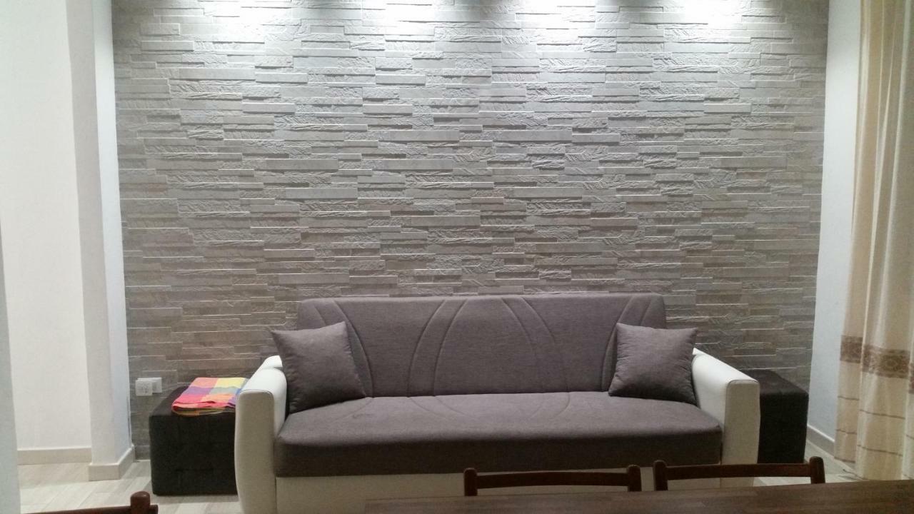 La Casa Di Laura Apartment Tortoli Bagian luar foto